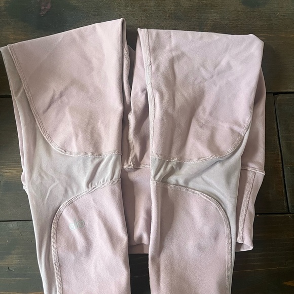 ALO Coast Capri high waist leggings mauve size medium - Picture 4 of 11